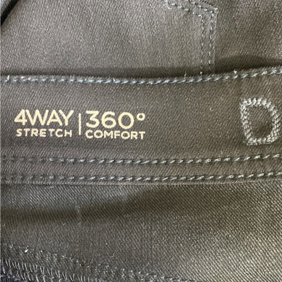 DL1961 Emma Leggings Women’s Size 27 4WAY Stretch Python Print Jeans Pants - Picture 9 of 16